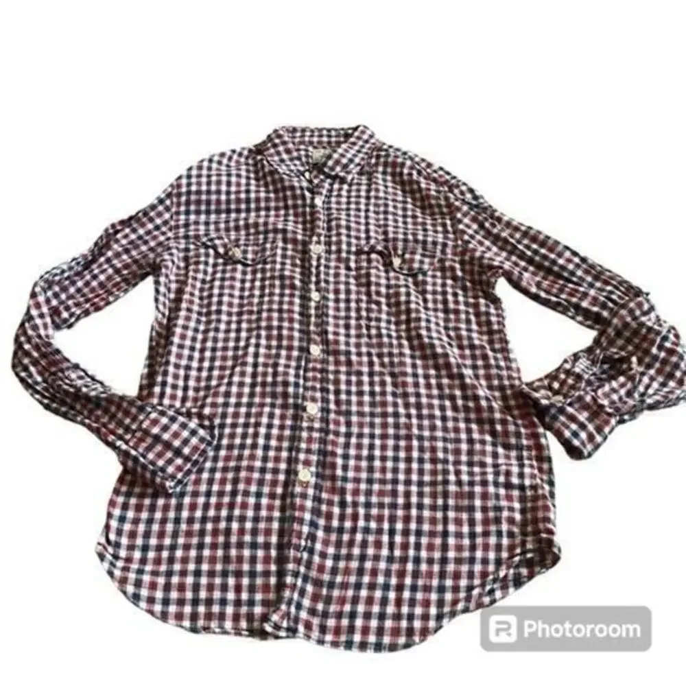Vintage red white and blue plaid J. Crew men’s flannel button down shirt